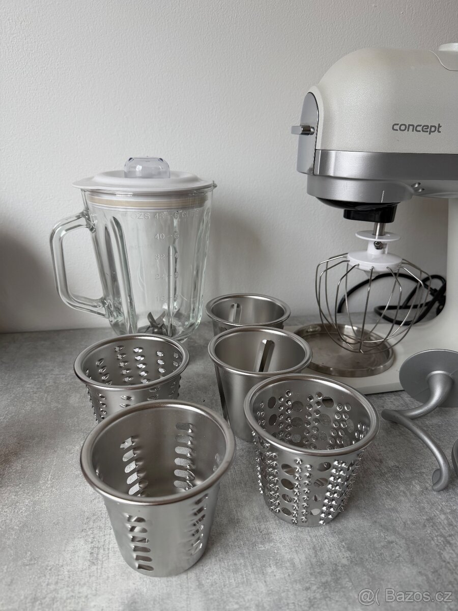 Kuchyňský robot - 2