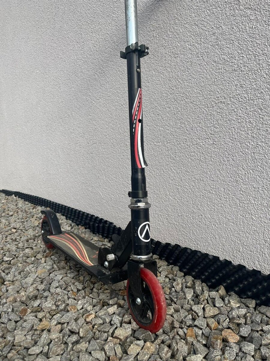 dětská koloběžka - 2