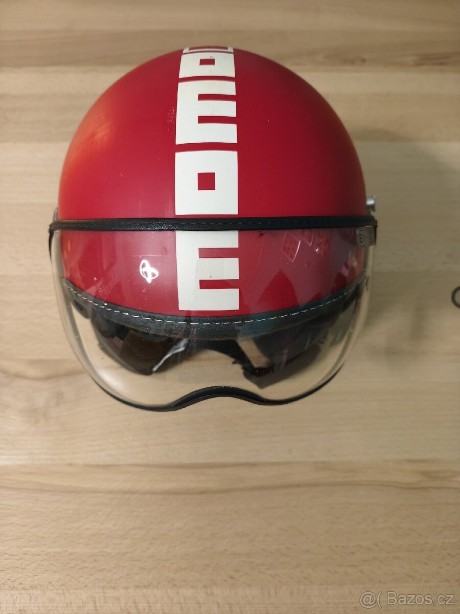 Moto helma MOMODESING - 2