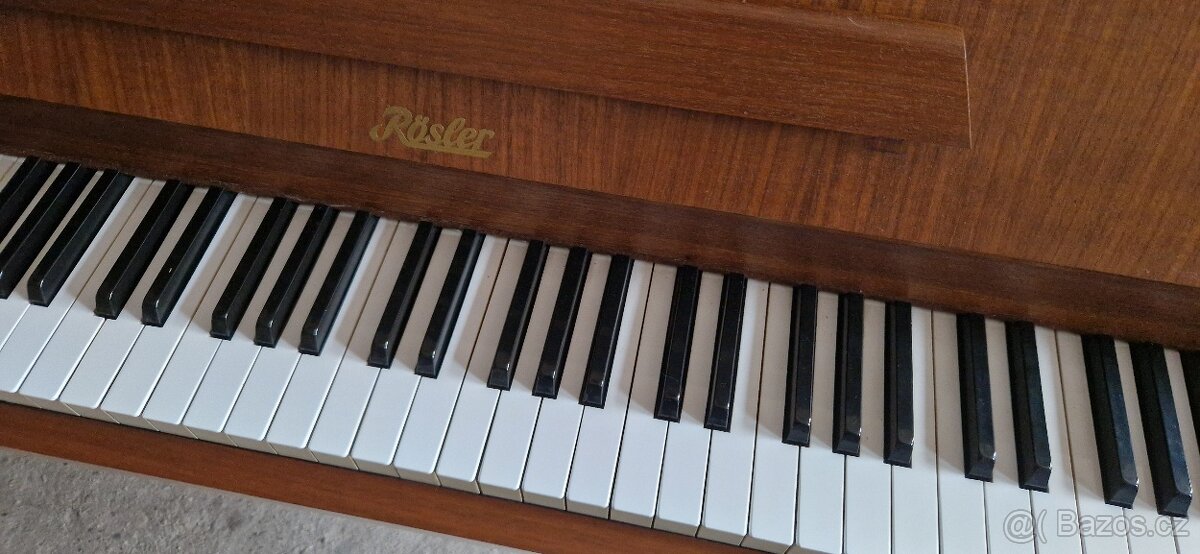 Piano Rösler - Petrof - 3pedál - 2