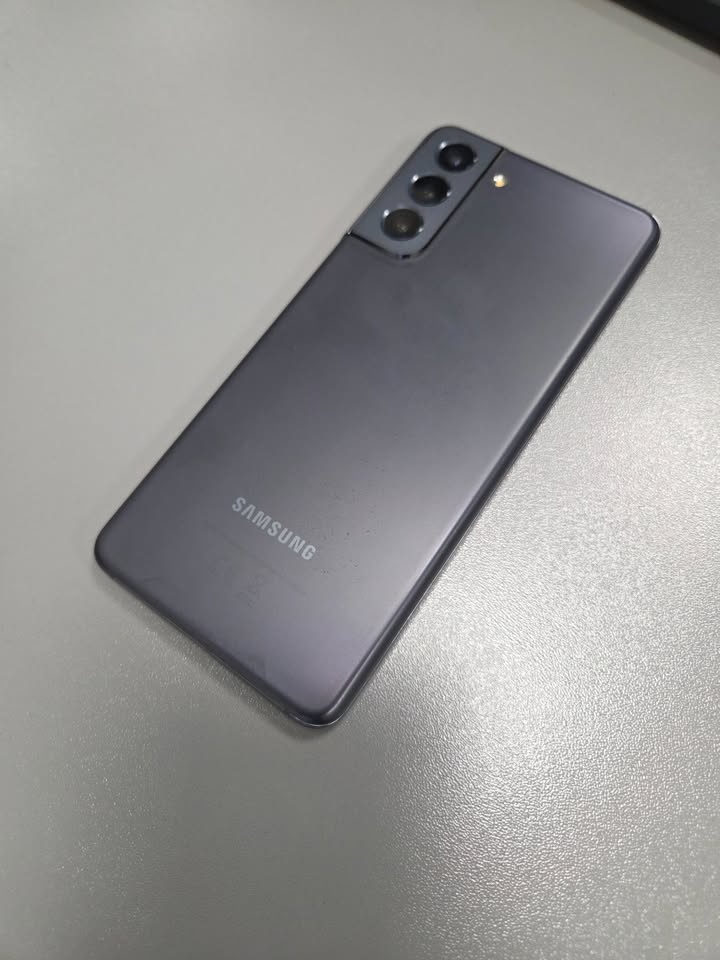 Samsung Galaxy S21 - 128GB - 2