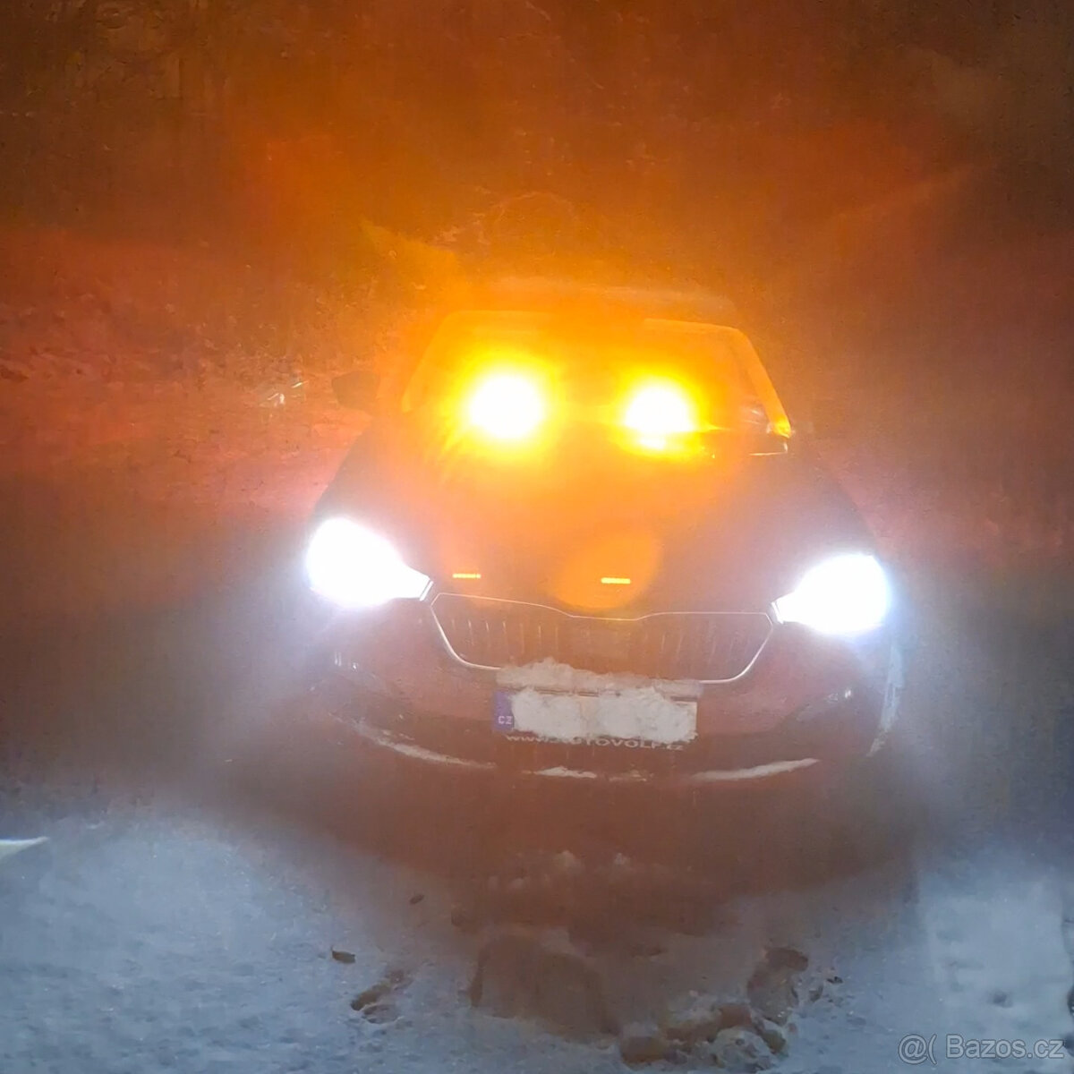 LED stroboskop, maják - 6 LED CREE, synchronizace - 2