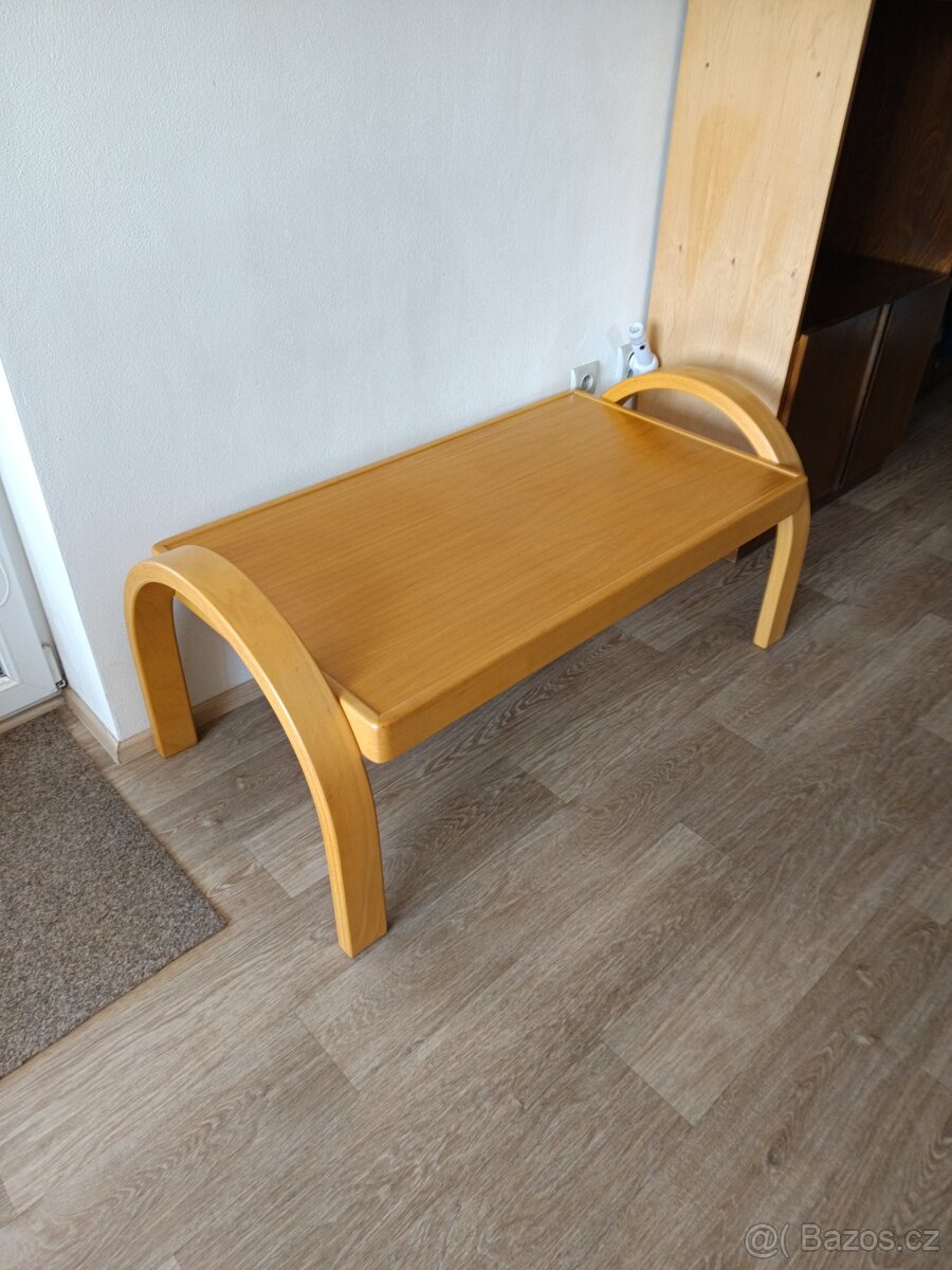 Konferenční stolek - 2