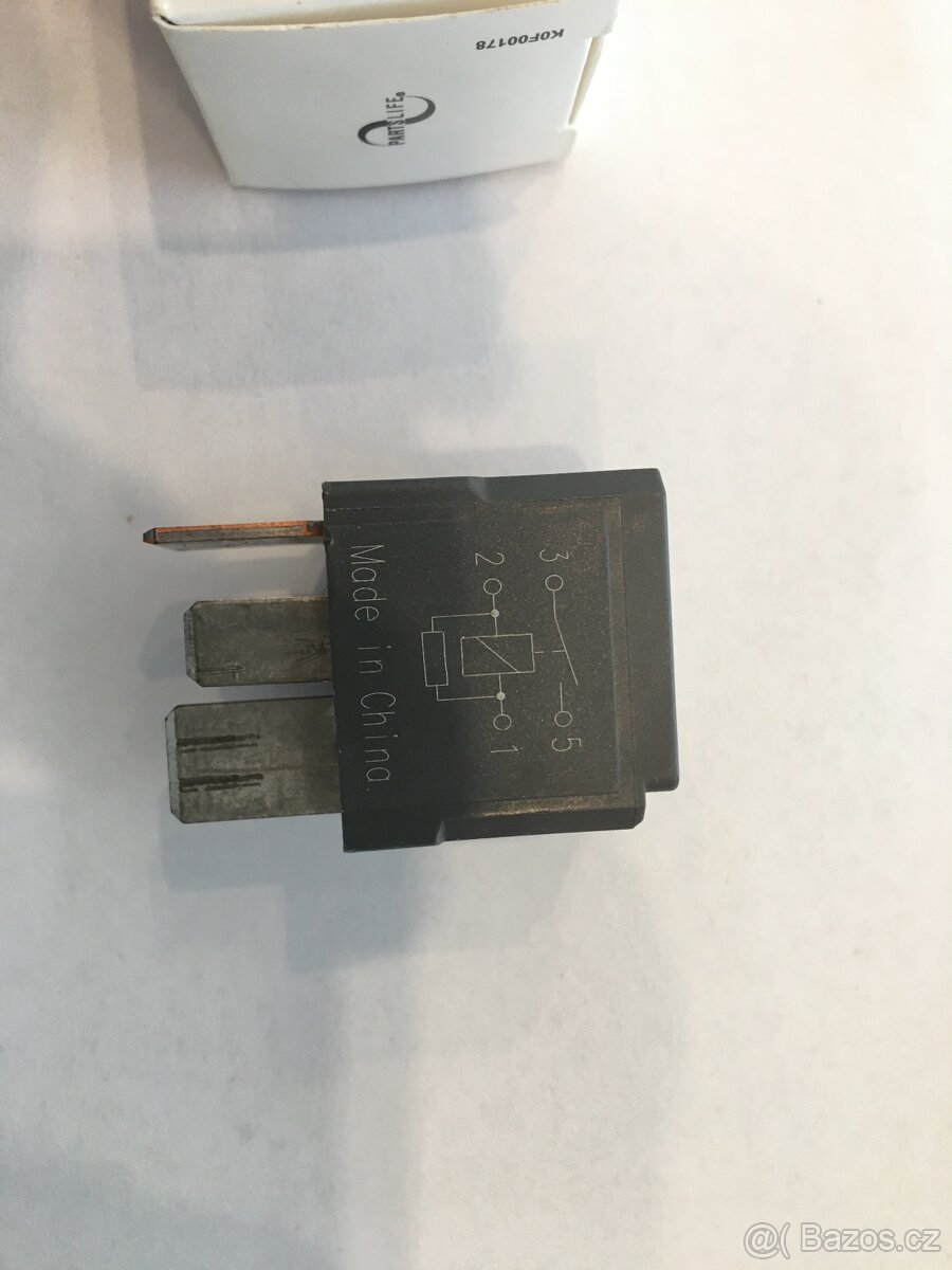 Relé HERTH+BUSS ELPARTS 75613169 - 2
