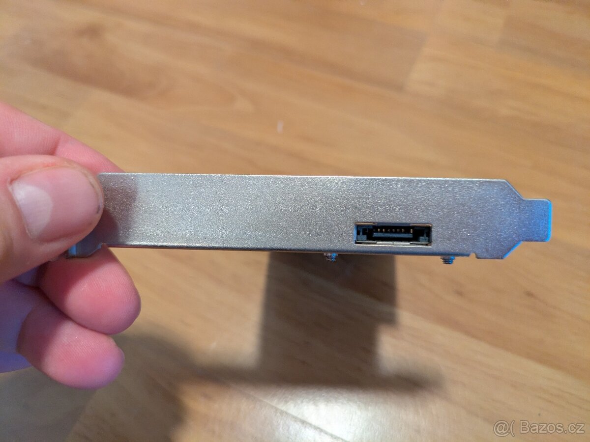 Axago PCIS-46 PCI řadič 1x eSATA + 1x int.SATA SI - 2