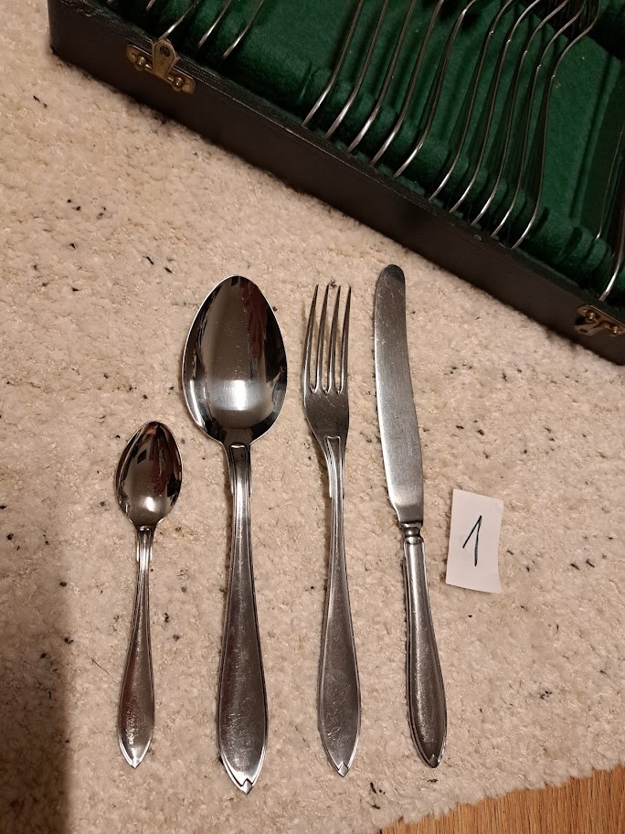 starožitné jídelní příbory - 2