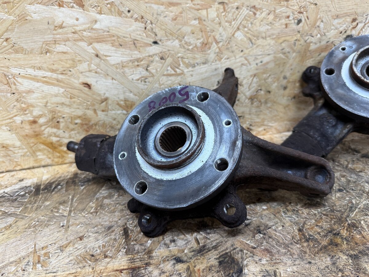 PŘEDNÍ TĚHLICE PEUGEOT 5008 1.6 16V 115KW - 2