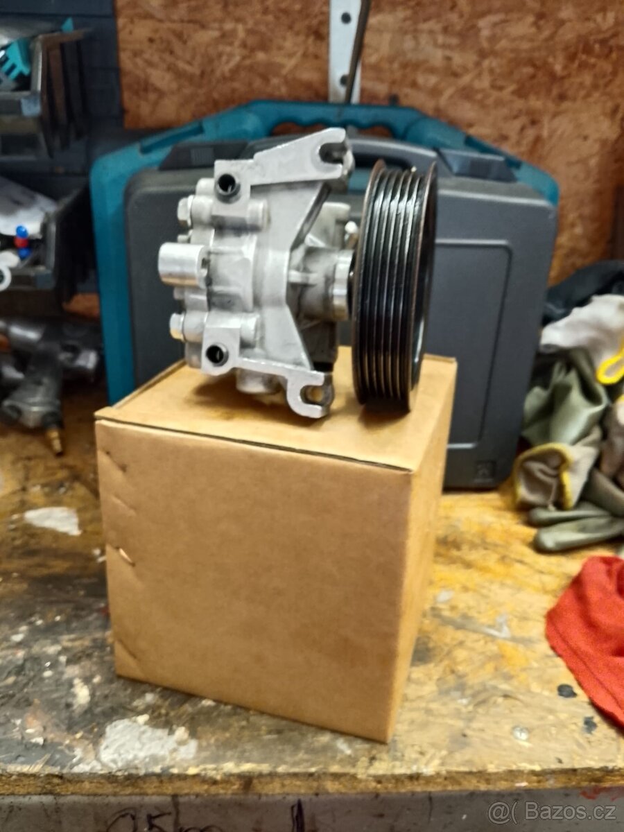 Hydraulické čerpadlo řízení - 2