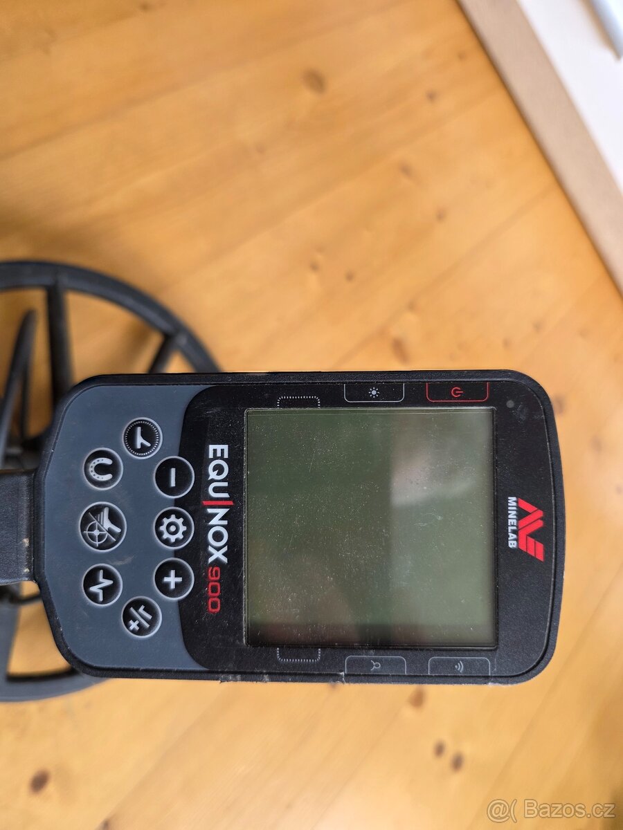 Minelab equinox 900 - 2