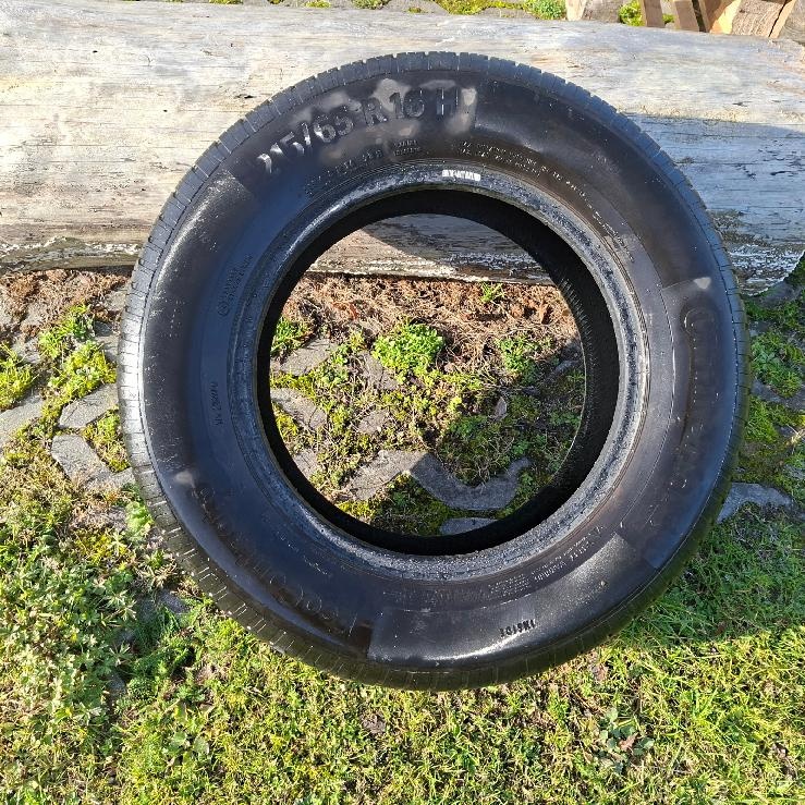 Pneu Continental 215/65 R16 H - 2