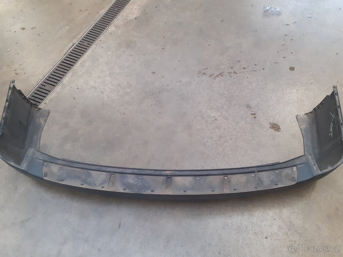 Zadní nárazník Hyundai H-1, H1 - 2