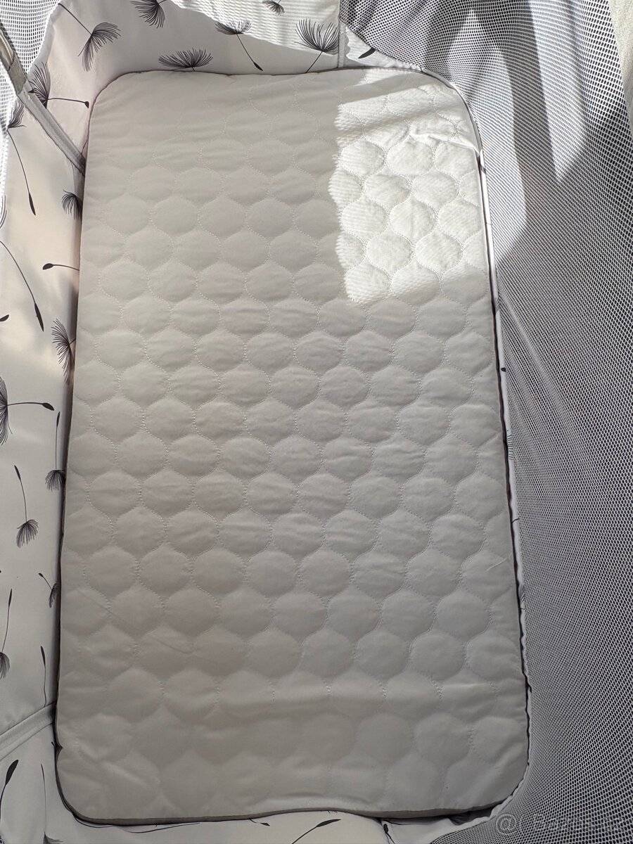 Postýlka Lionelo Aurora Beige volně stojící/přístavná - 2