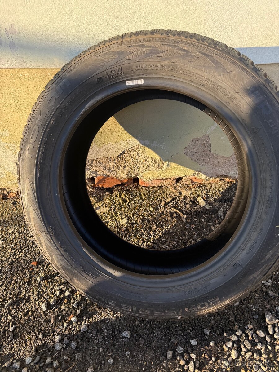 Nokian zimní 205/55 R16 91H 4ks - 2