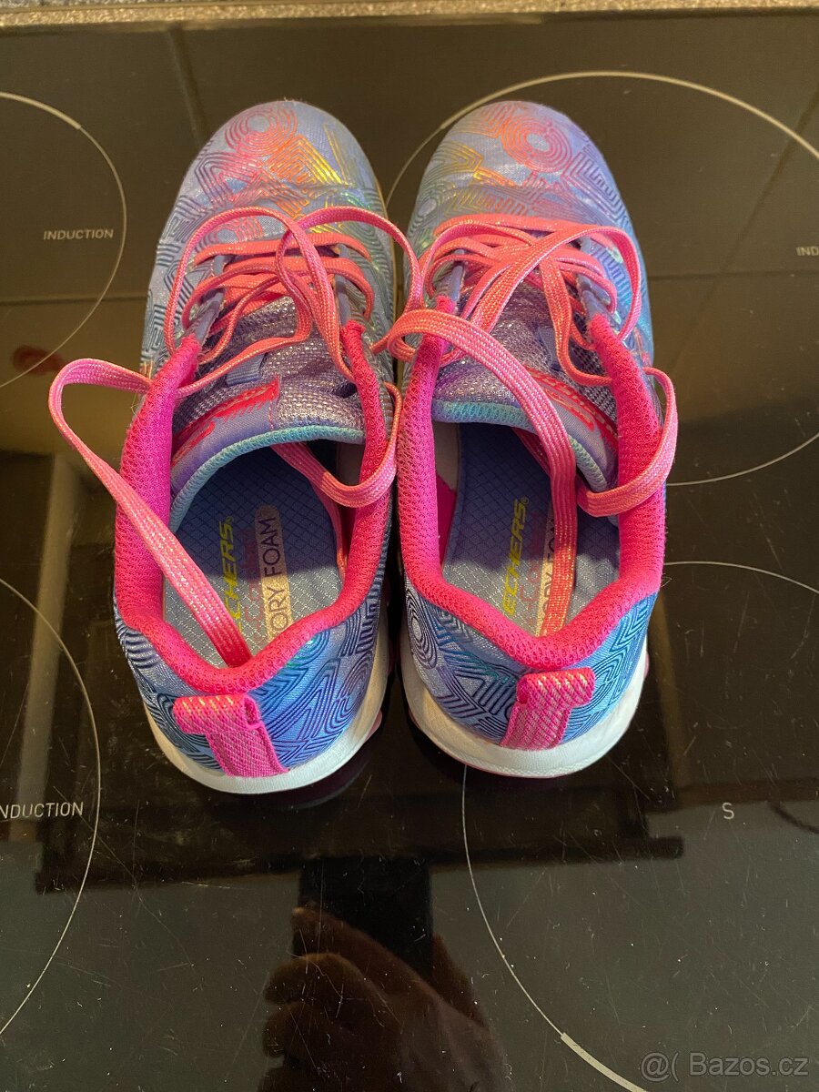 Dětské boty Skechers sezonu nošené vel. 35 - 2