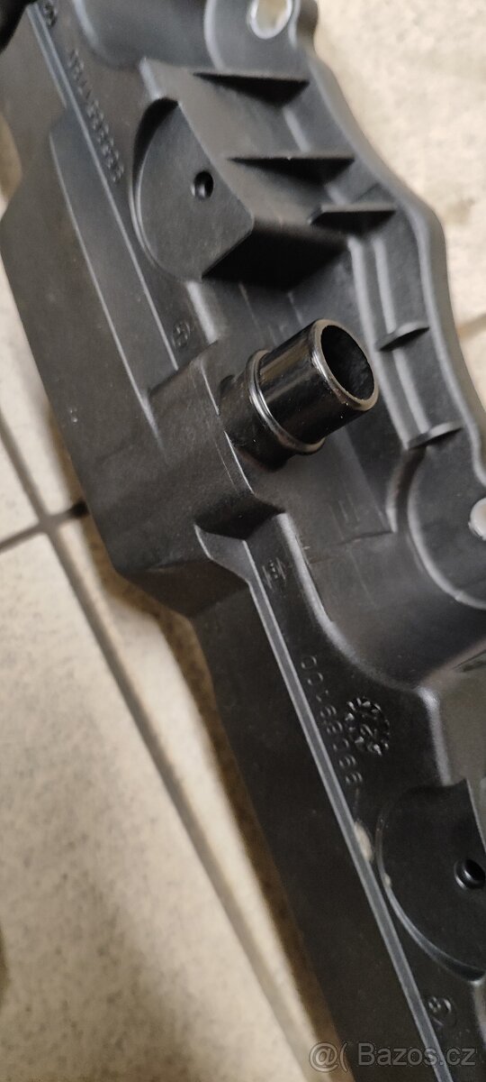 Víko ventilů Citroen, Peugeot - 2