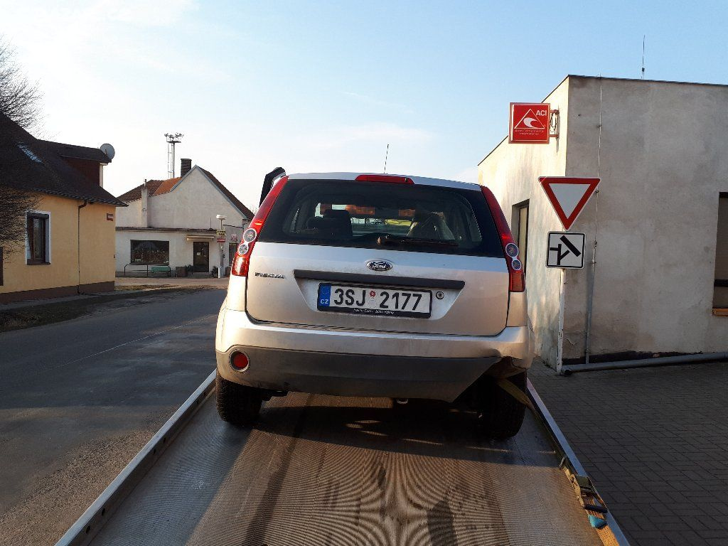 Ford Fiesta V nahradní díly rv.06 benzin 1,4i - 2