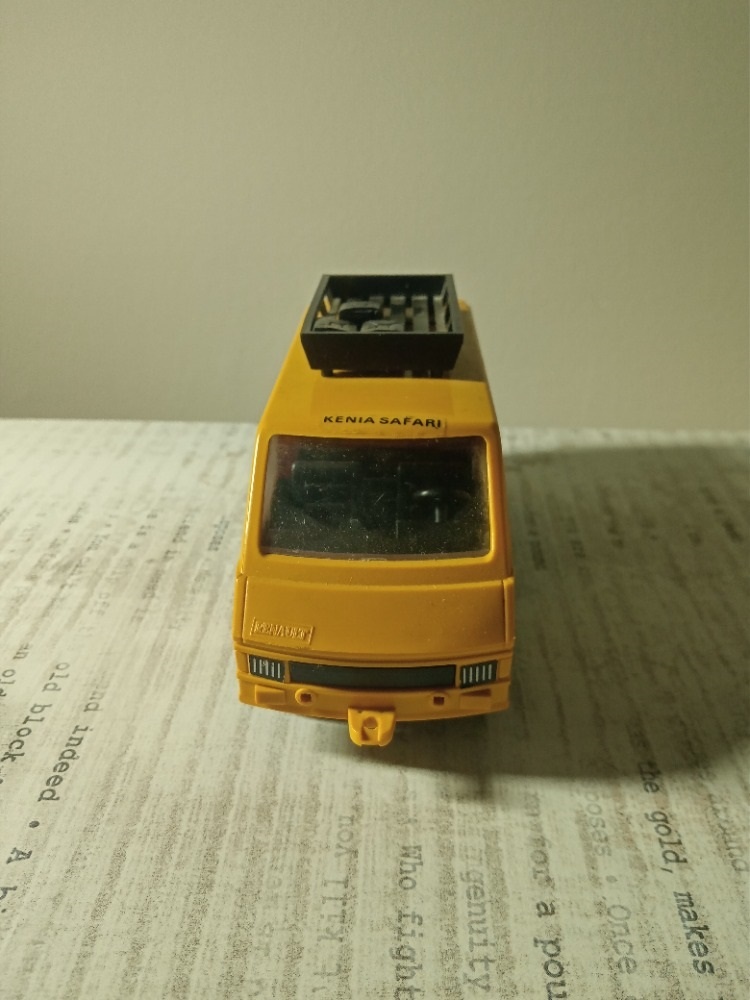 Hračky - auta z éry socialismu - 2