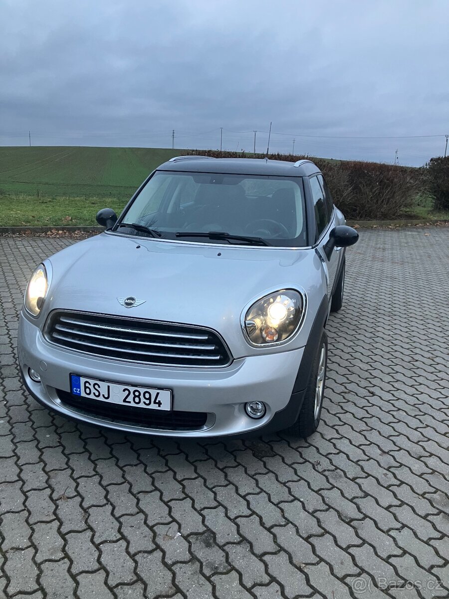 Mini Coopera 1.6D All4 r. v.2013 - 2