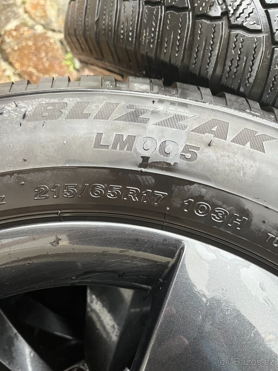 Alu kola Škoda 17" + zimní pneu Bridgestone Blizzak LM005 - 2