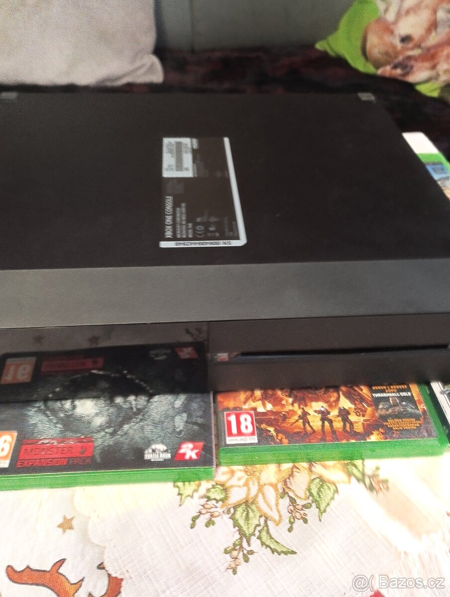 Prodám Xbox one - 2