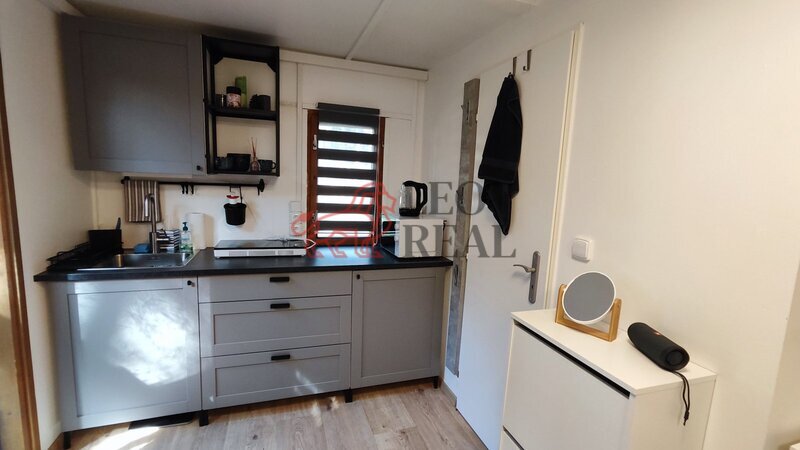 Prodej pěkné rekreační chaty 27m2 s koupelnou a terasou, Sta - 2