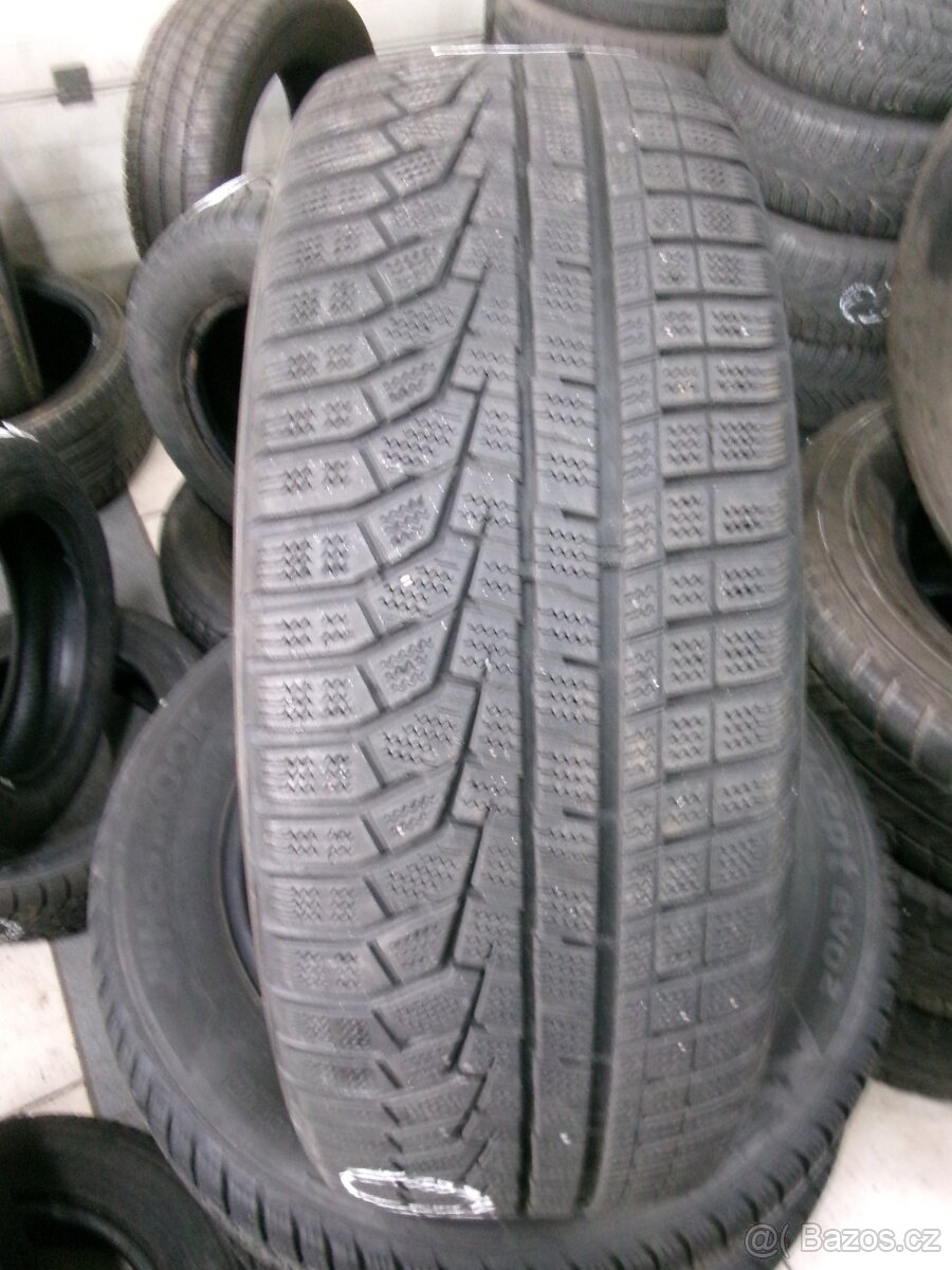 225/60 R17 HANKOOK (cca 5mm) č.14981/d2 - 2
