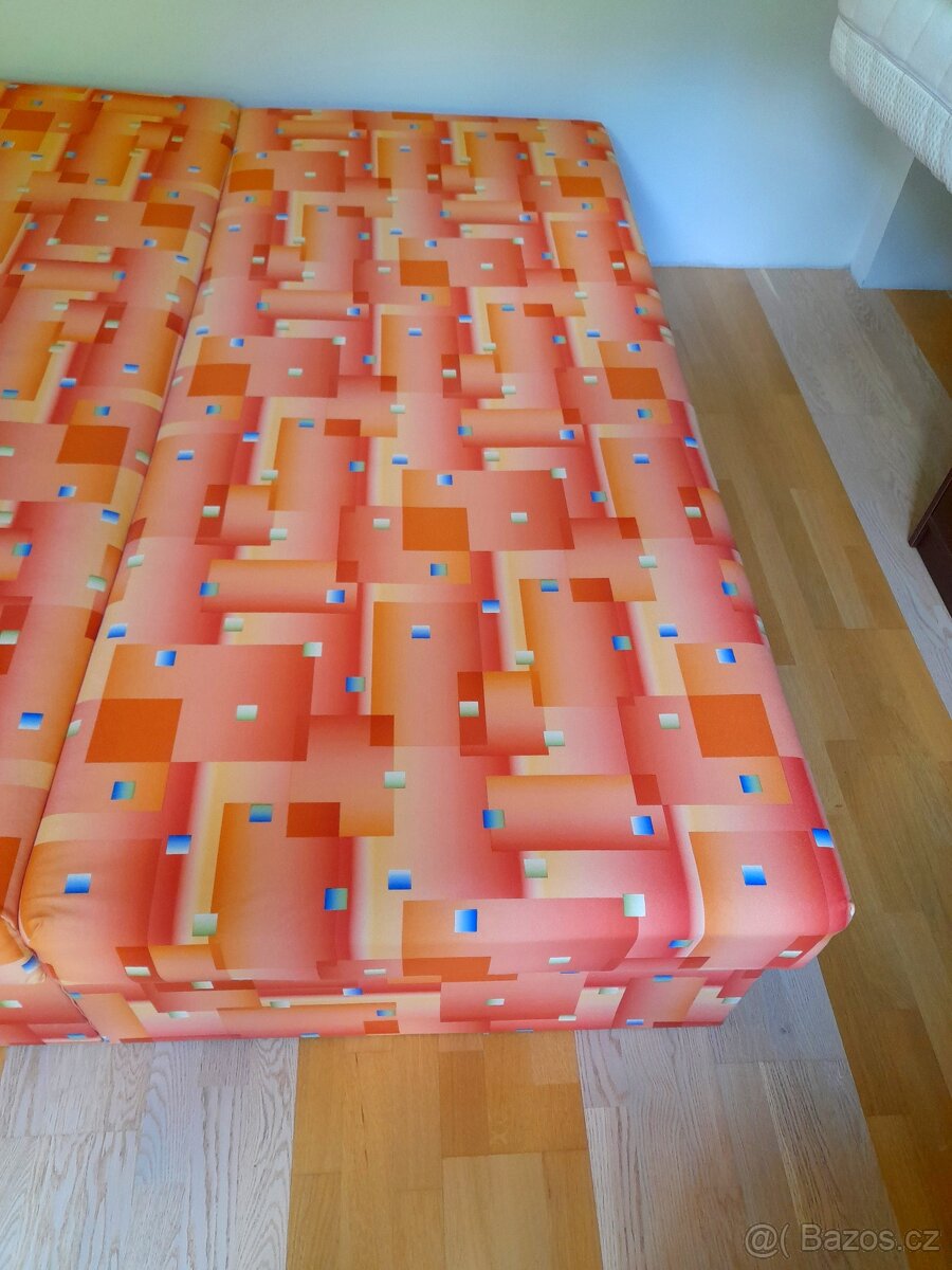 Postel s úložným prostorem - 2