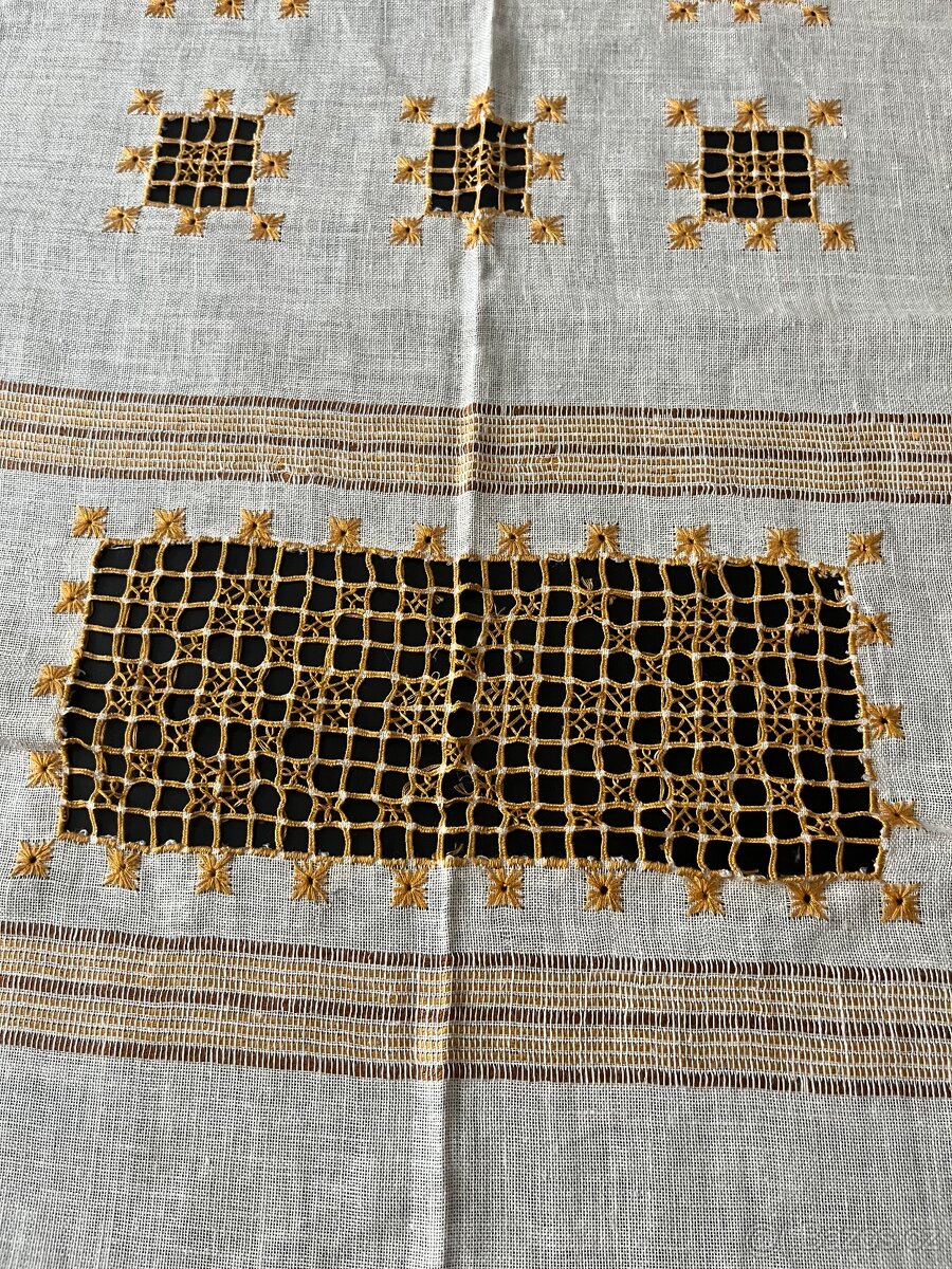 Plátěné ubrusy-různé - 2