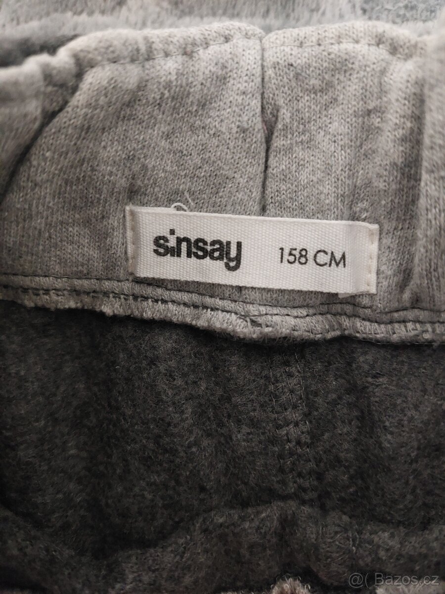 Tepláky Sinsay 158 cm (M) šedé s kapsami - 2