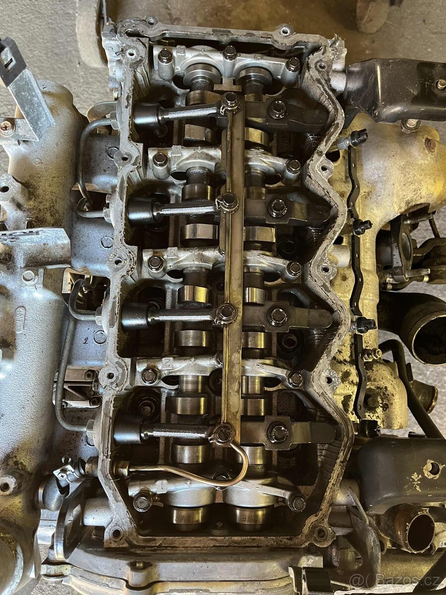 Díly Nissan Navara d22 98kw yd25 - 2