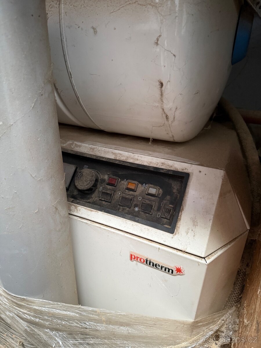Prodám plynovy kotel s příslušenstvím - 2
