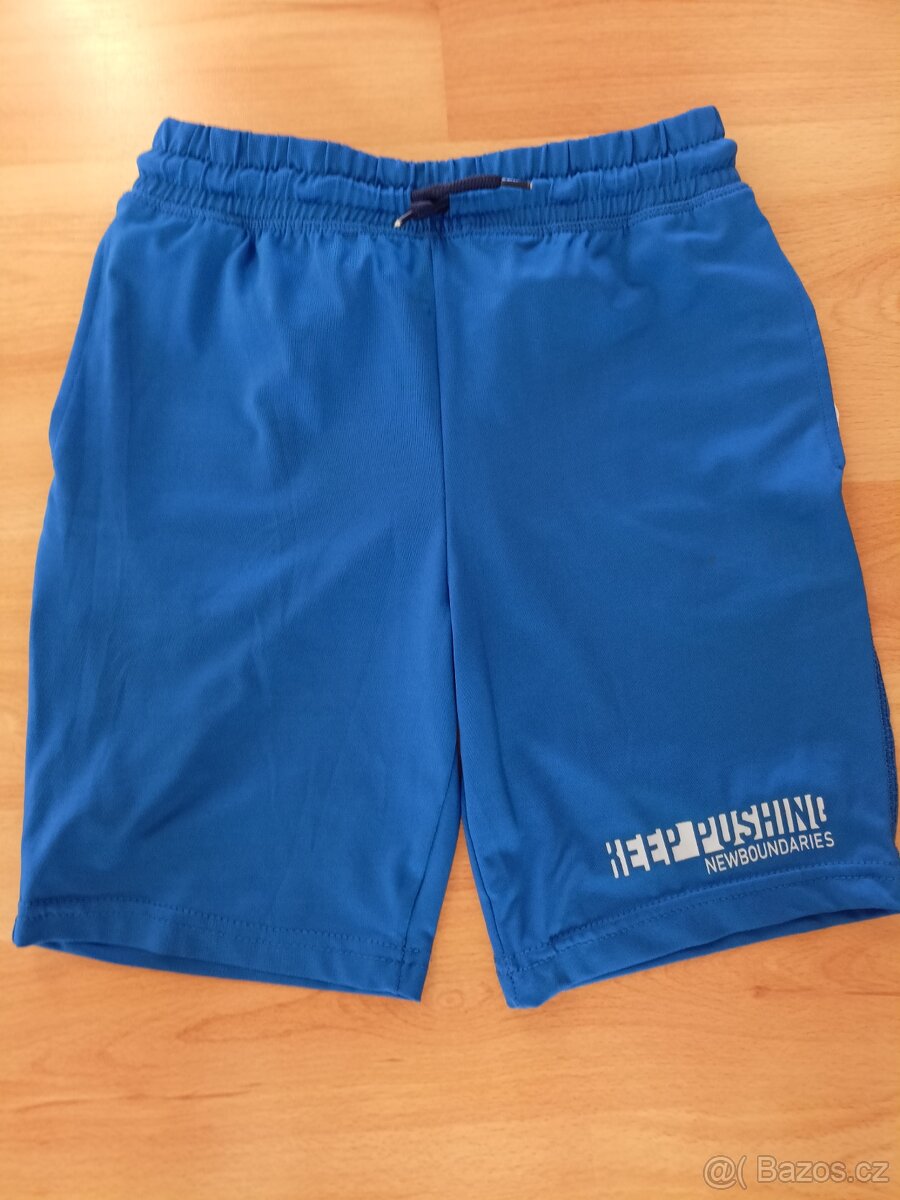 Chlapecký set oblečení vel.152 - 2