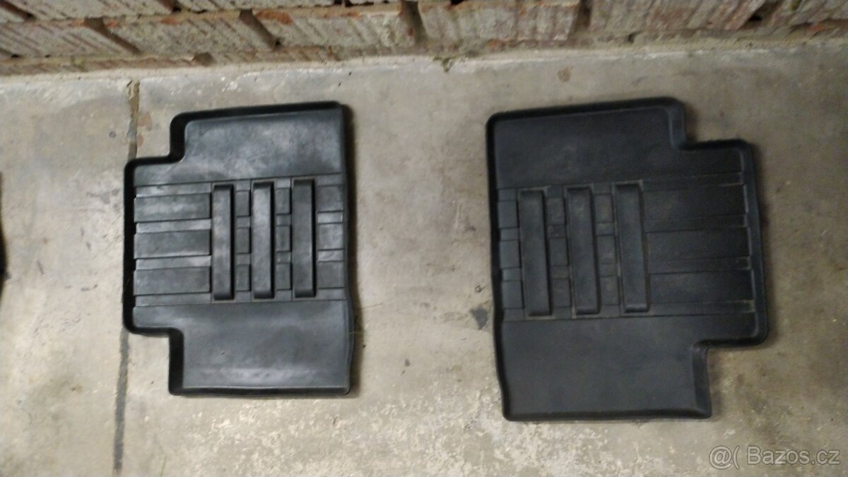 Originál gumové koberce Nissan Xtrail 2016 (sada) - 2