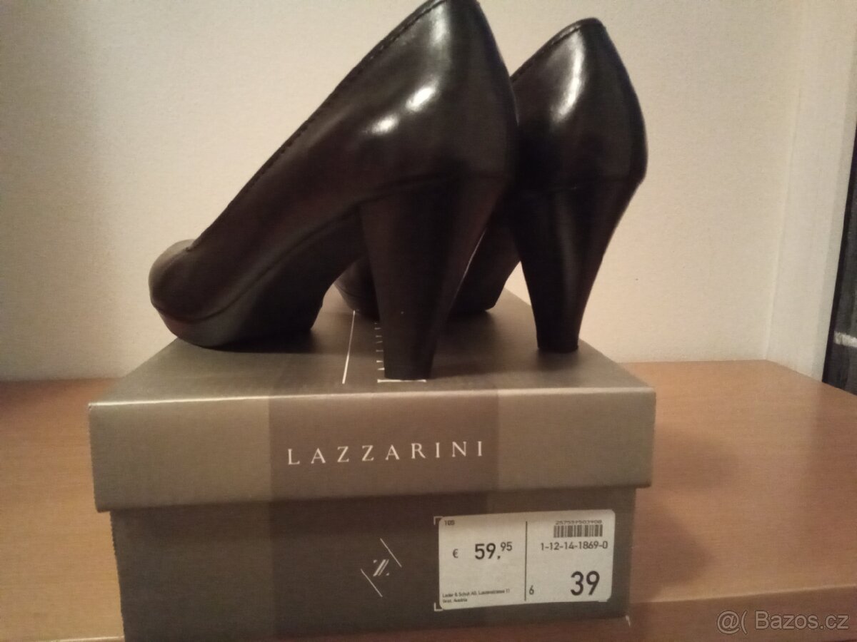 Černé kožené lodičky vel.39 na platformě 1,5cm - 2