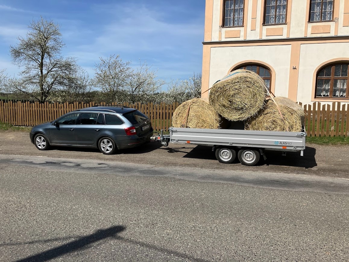 seno, balíky 125 cm. - 2