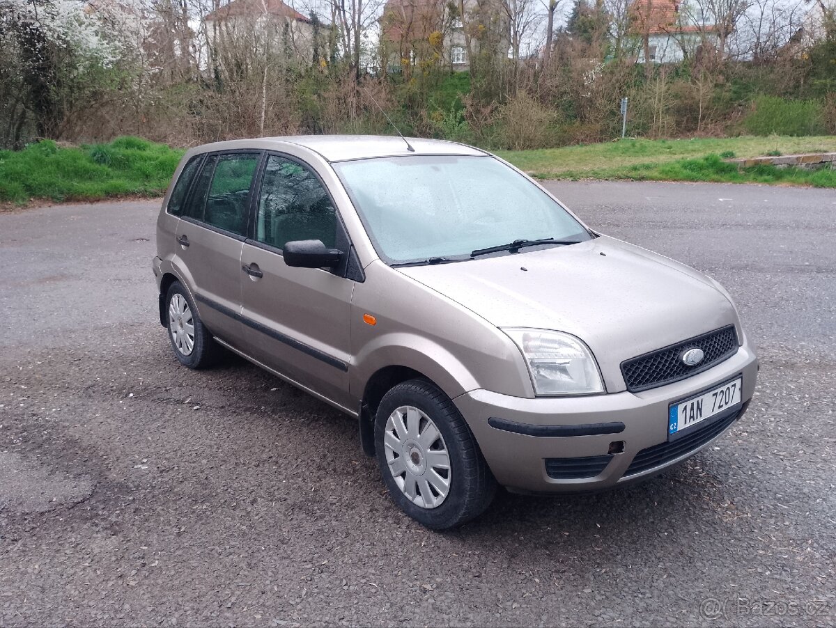 Ford Fusion 1.4i - 2