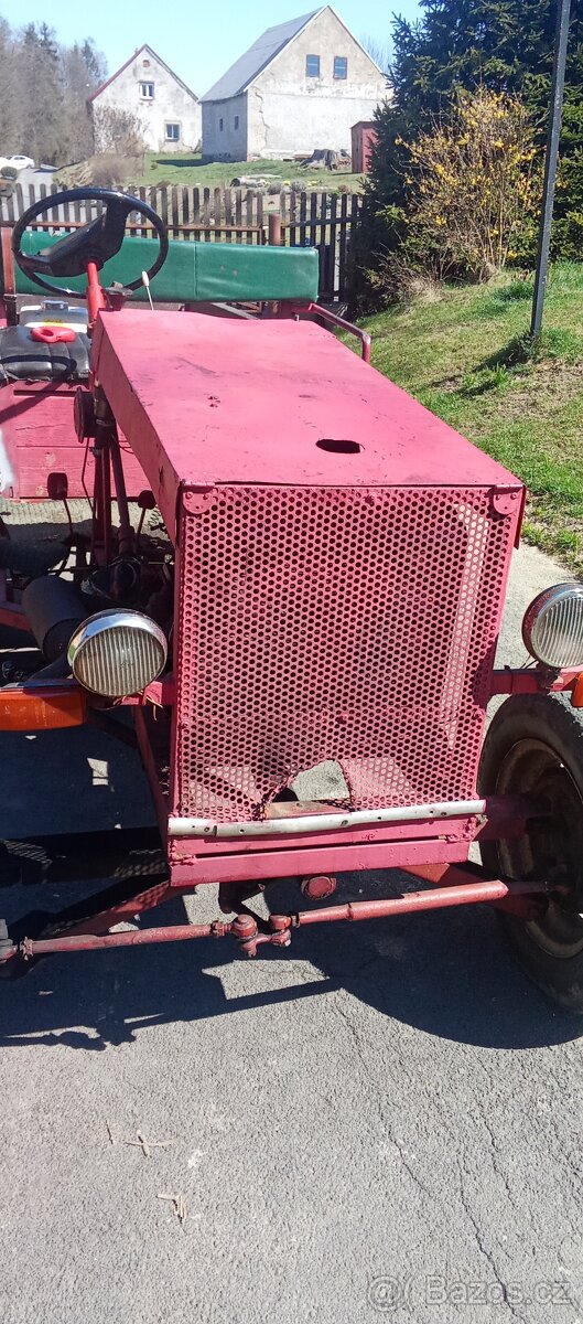 Malotraktor domácí výroby - 2