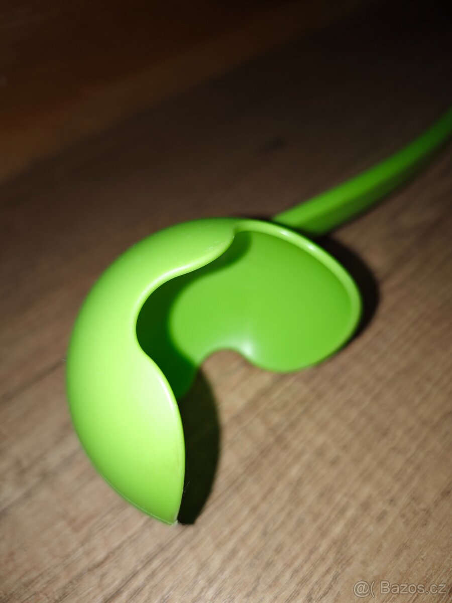 Vrhač míčků pro psy - 2