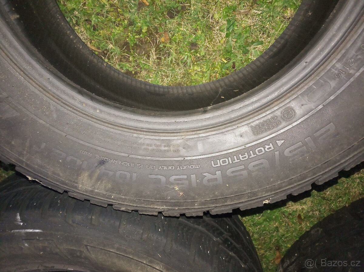 Zimní pneu 215/65/15C - 2