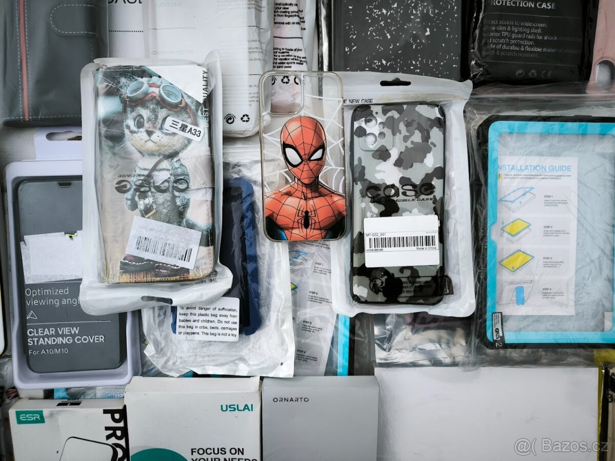 MIX obalů na telefony a tablety, nepoužité, cena za vše - 2