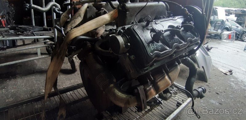 motor 2,5 tdi audi vw BFG BAU AKE AKN - 2