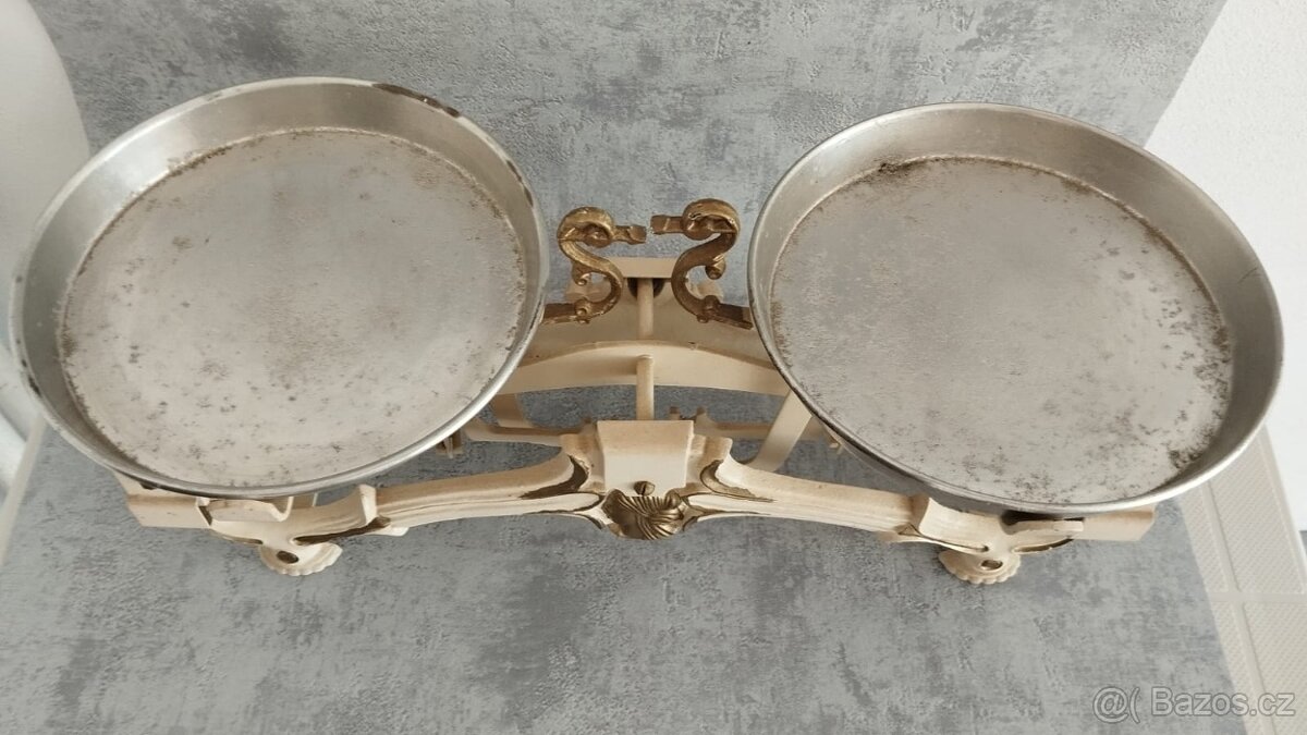 Staré 5kg dvoumiskové váhy po starší renovaci, čtetě popis - 2