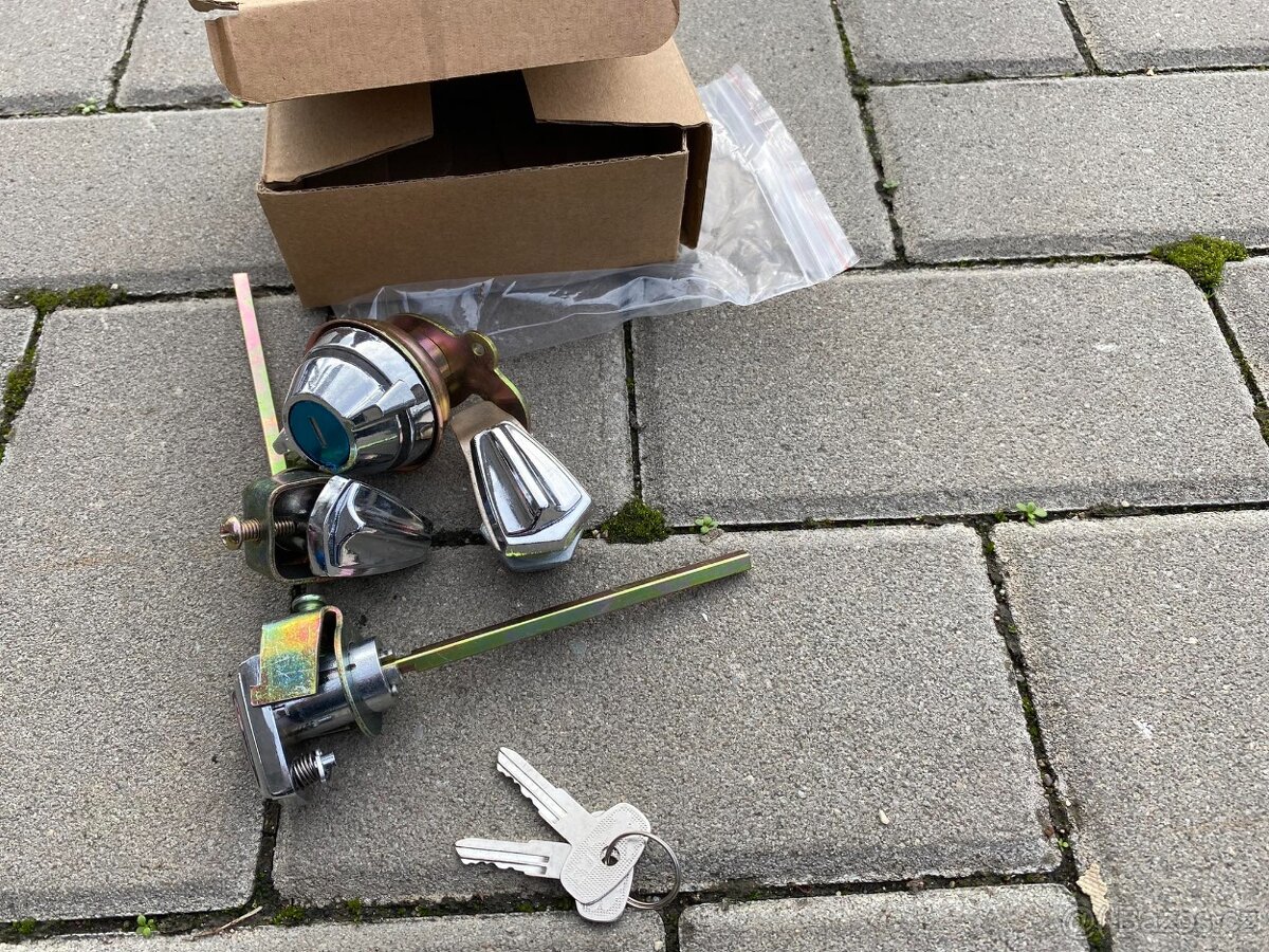 Volha Gaz 24, Gaz 2410, sada zámku - 2