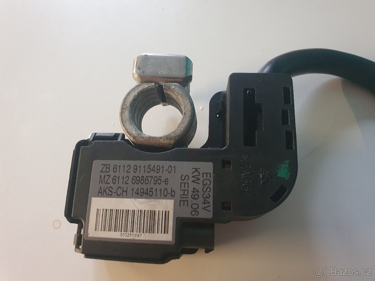 BMW E60 E90 3 / 5 Series IBS Minus i plus Odpojovač - 2