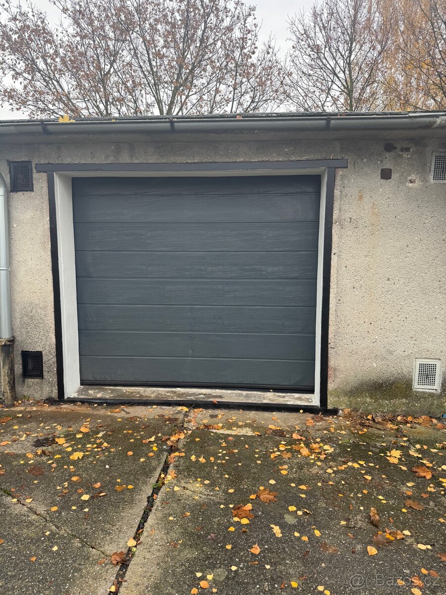 Pronájem Garáže - 2