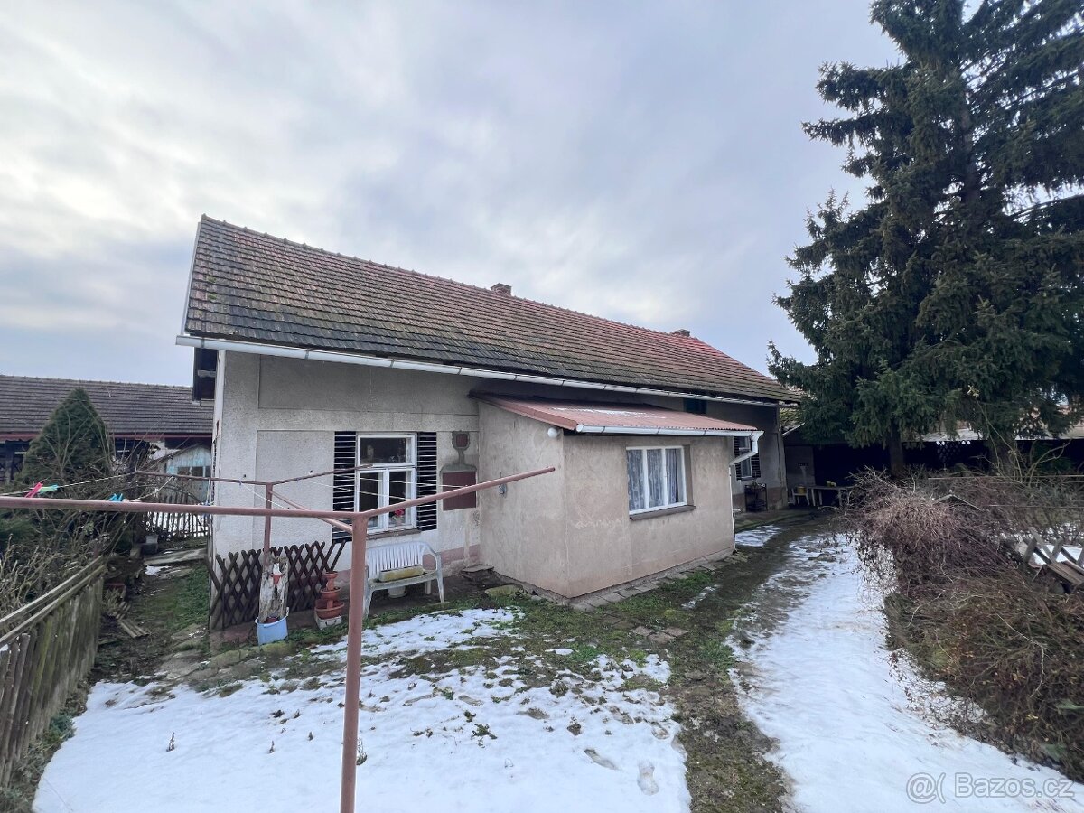 PRONÁJEM RD ROUDNICE U HRADCE KRÁLOVÉ - 2