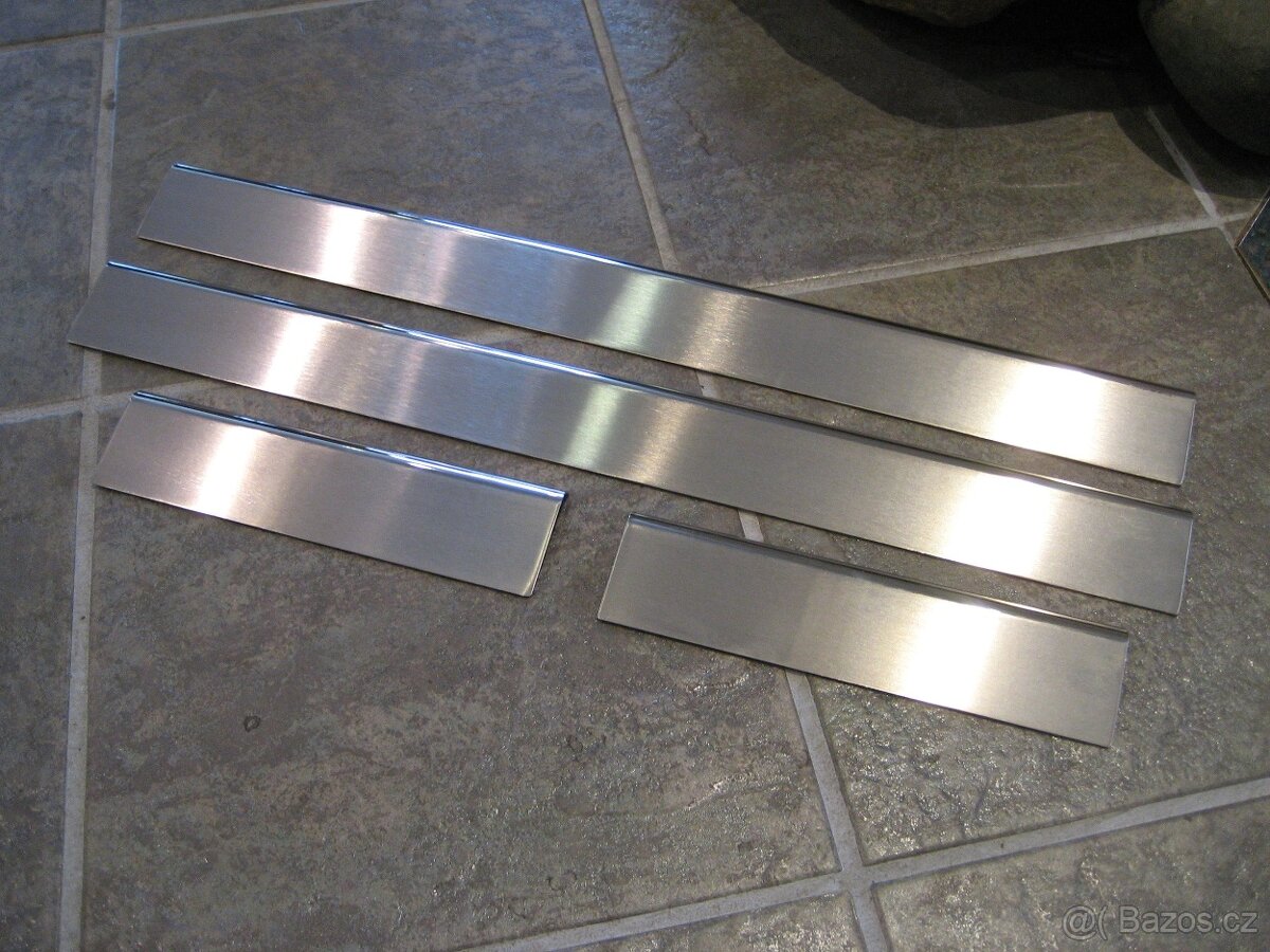 Range Rover L322 lišty prahů z leštěné oceli - 2