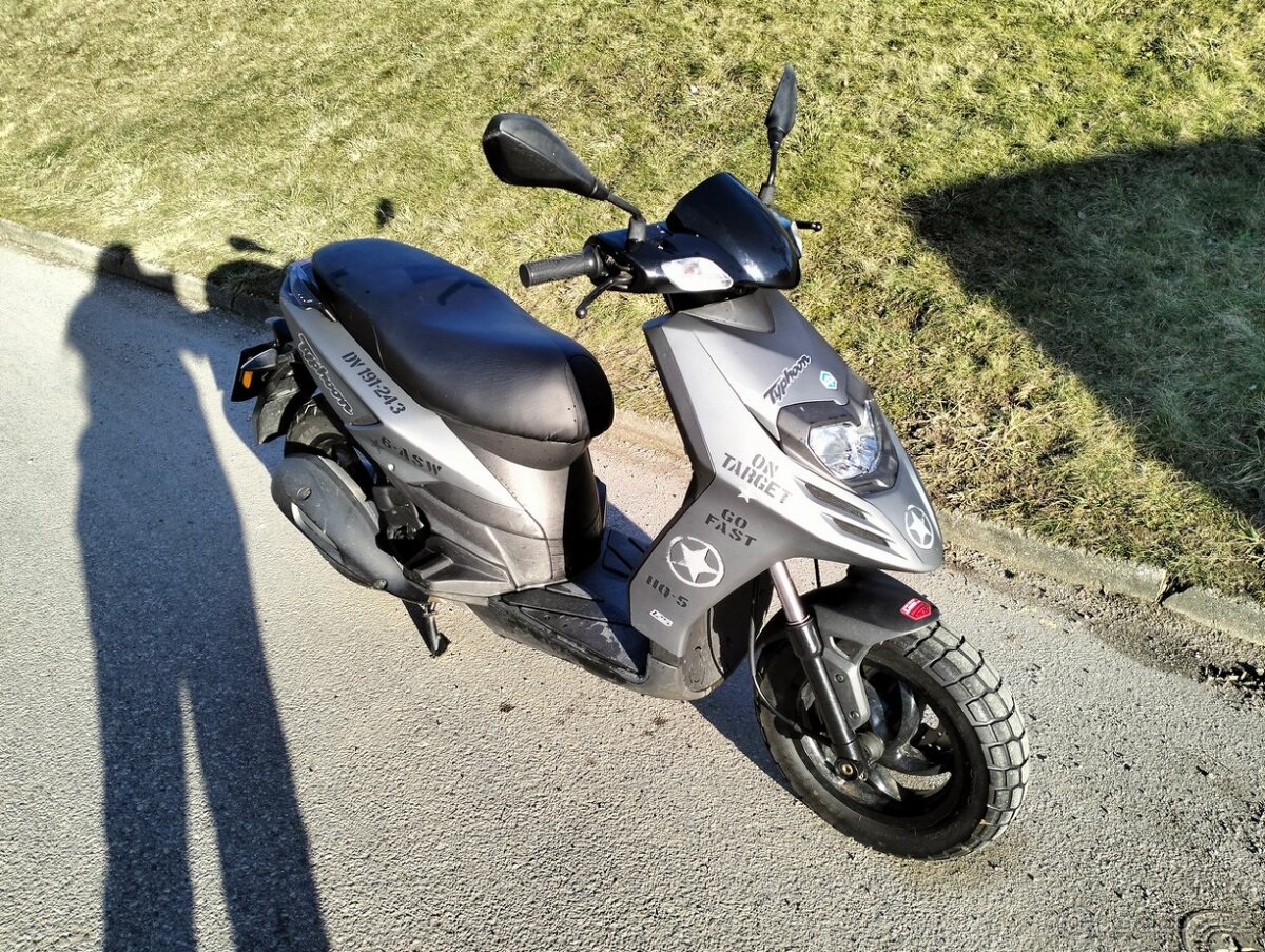 Piaggio Typhoon 125 - 2