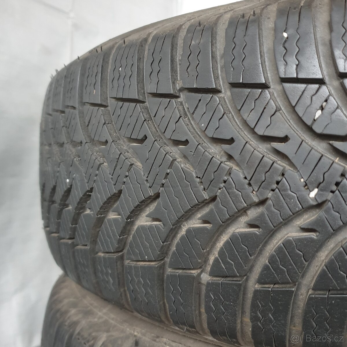 Zimní pneumatiky Michelin 185/60 R15 č. AP213 - 2