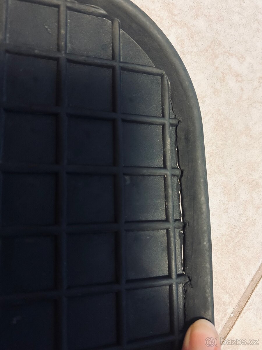 Gumové koberce Škoda Rapid - 2